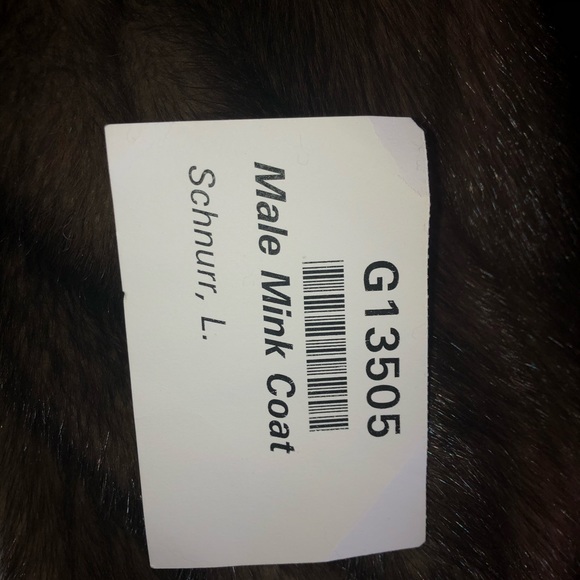 Majestic Genuine male Mink Coat size 12/14 (estimate) see measurements - Picture 6 of 11